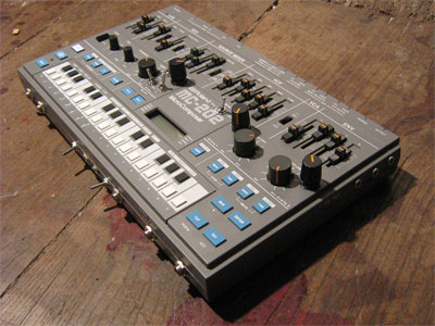 roland mc 202 mod